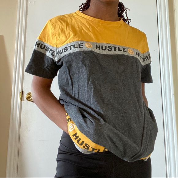 Hustle T-Shirrt - Picture 2 of 6